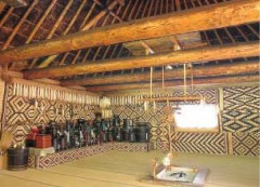 A room equipped with patterned matting on the wall