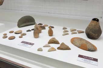 Red Brick Exhibition of Jomon Artifacts